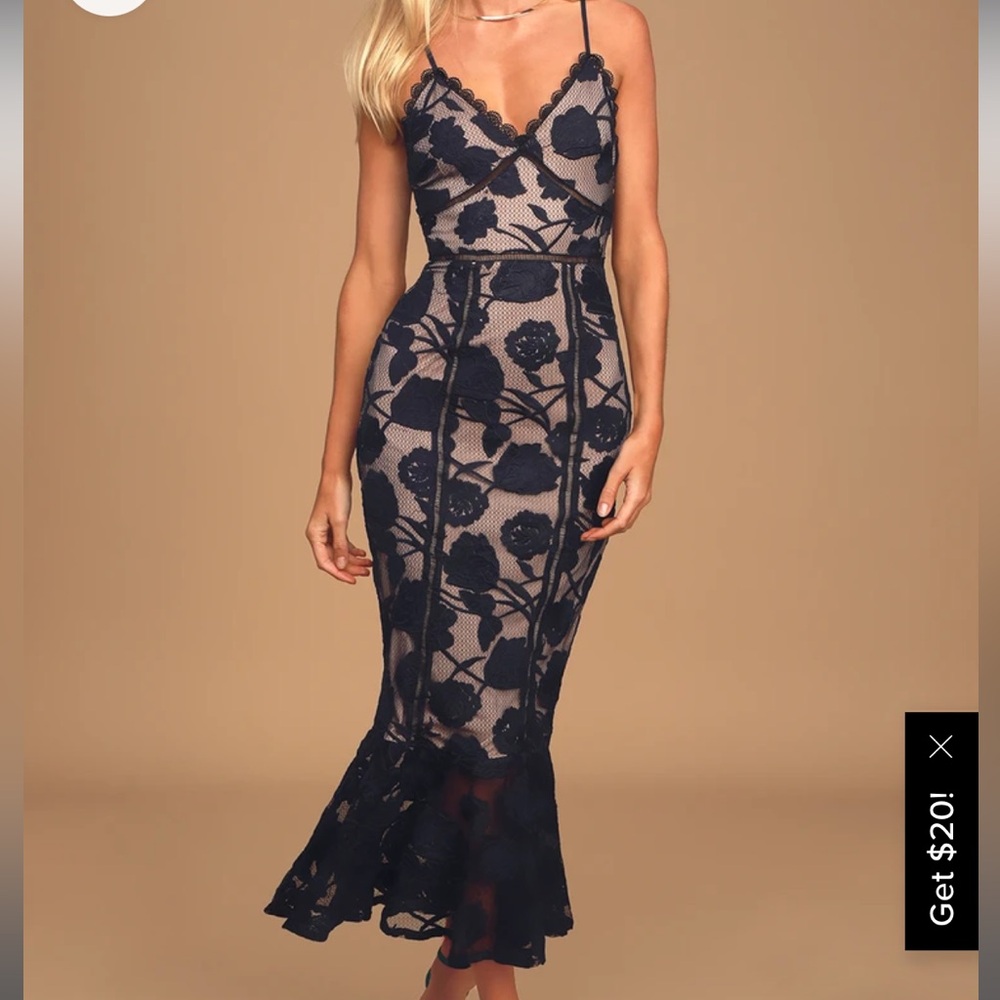 Lulu’s Navy Alluring Dream dress
